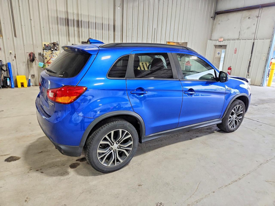 Mitsubishi OUTLANDER 2017 — Copart