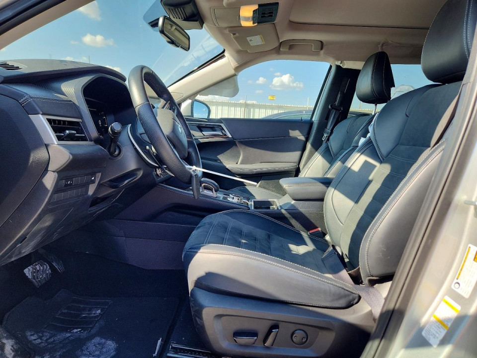 Mitsubishi OUTLANDER 2024 — Copart
