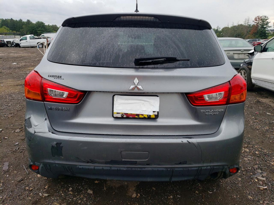 Mitsubishi OUTLANDER 2015 — Copart