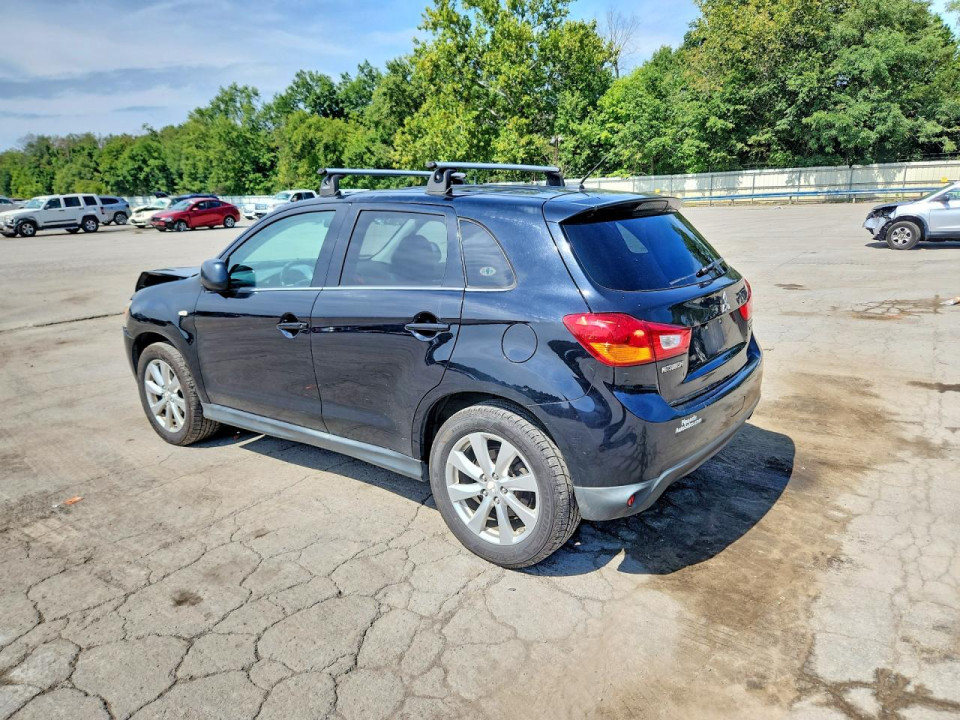 Mitsubishi OUTLANDER 2015 — Copart