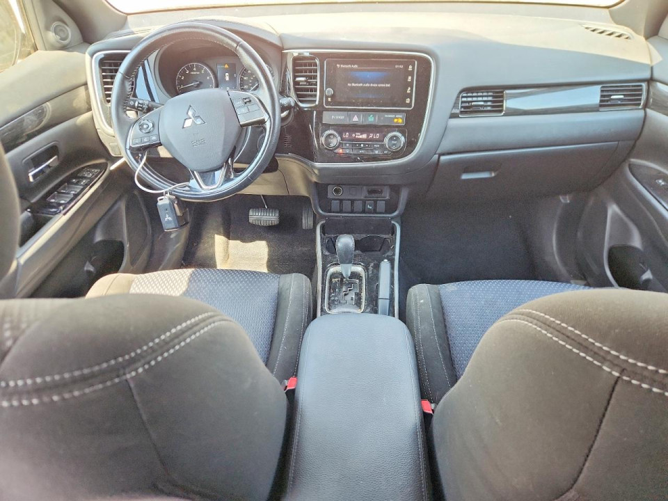 Mitsubishi OUTLANDER 2018 — Copart