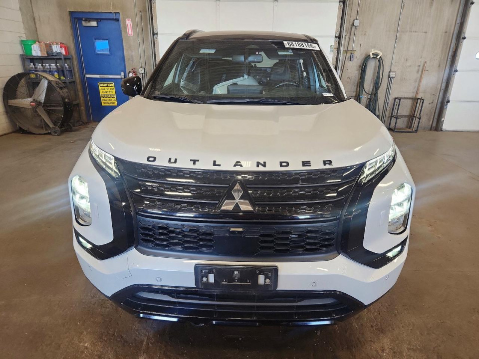 Mitsubishi OUTLANDER 2024 — Copart