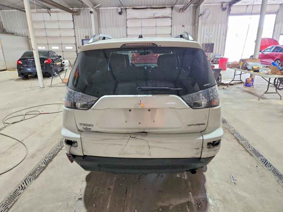 Mitsubishi OUTLANDER 2012 — Copart