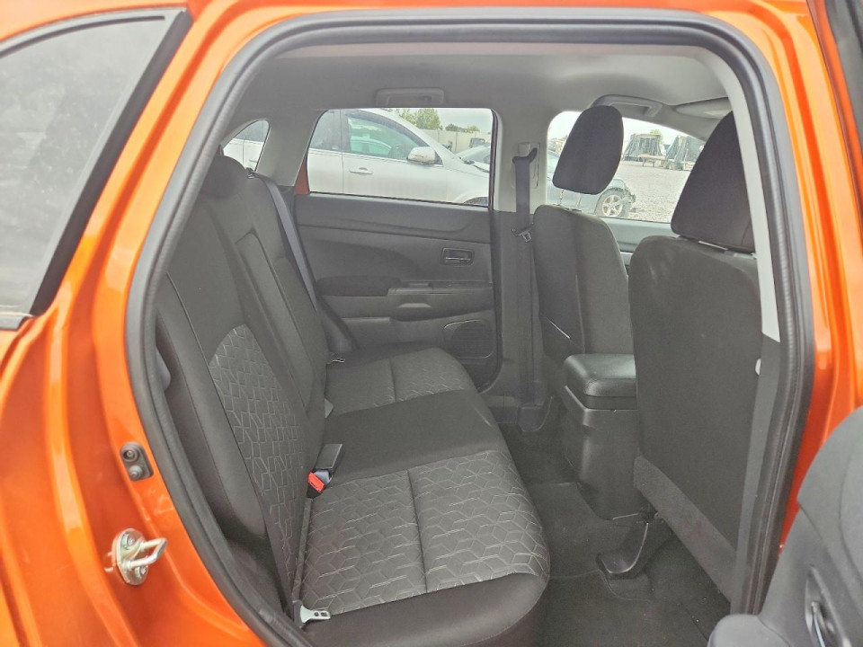 Mitsubishi OUTLANDER 2023 — Copart