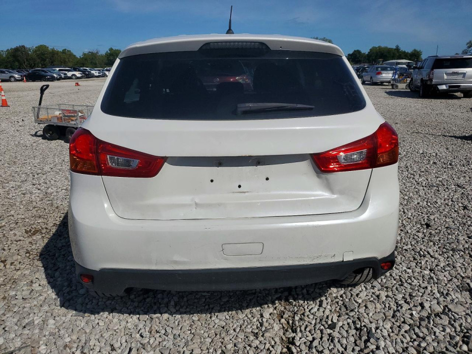 Mitsubishi OUTLANDER 2015 — Copart