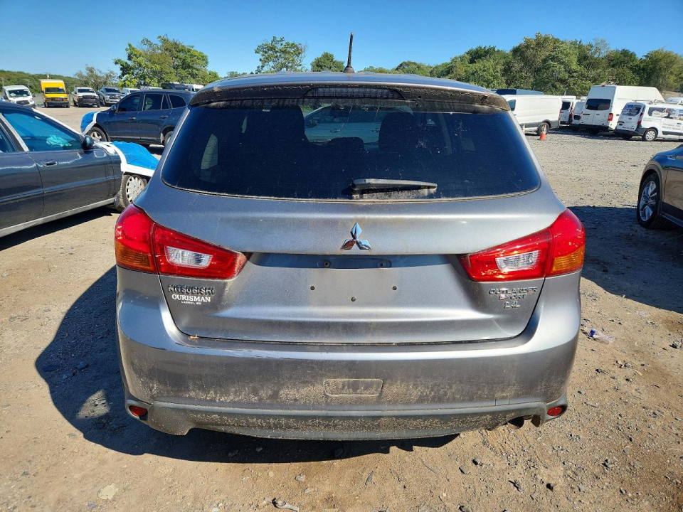 Mitsubishi OUTLANDER 2015 — Copart