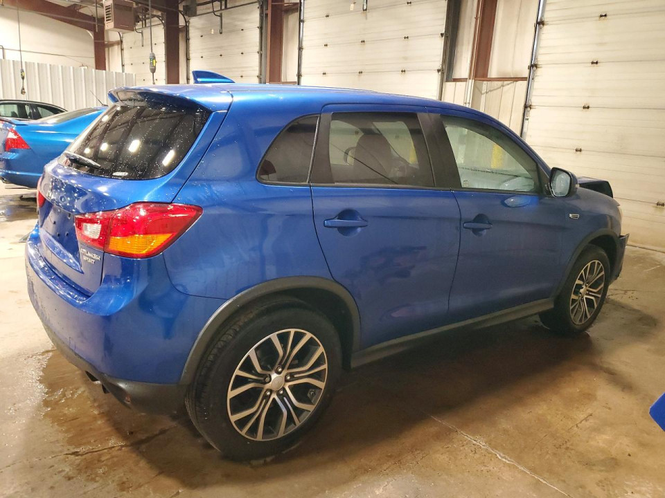 Mitsubishi OUTLANDER 2017 — Copart