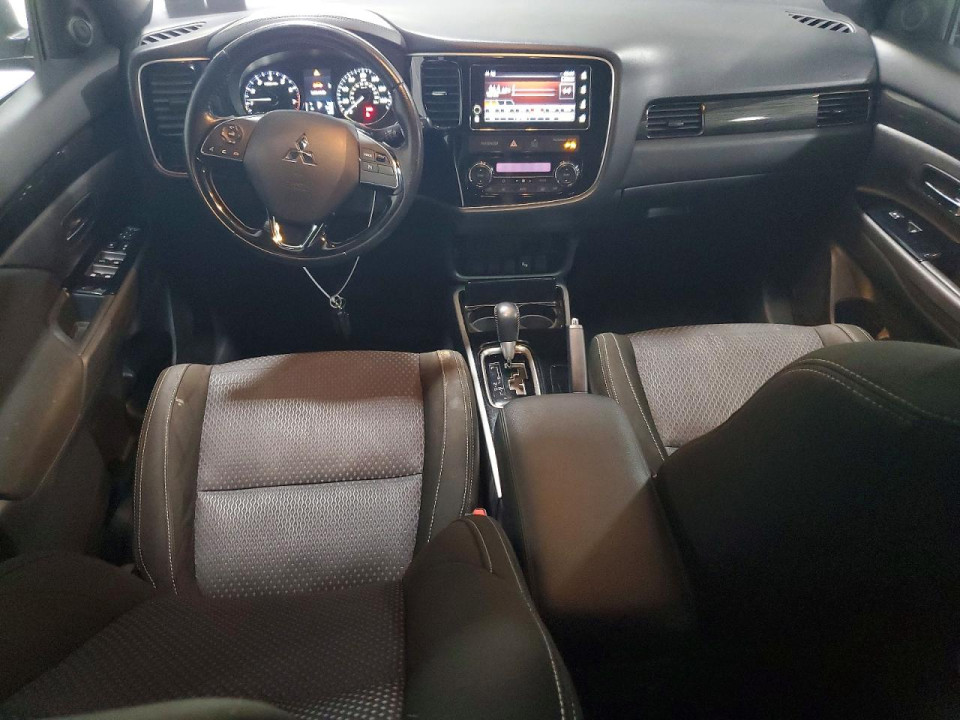 Mitsubishi OUTLANDER 2018 — Copart