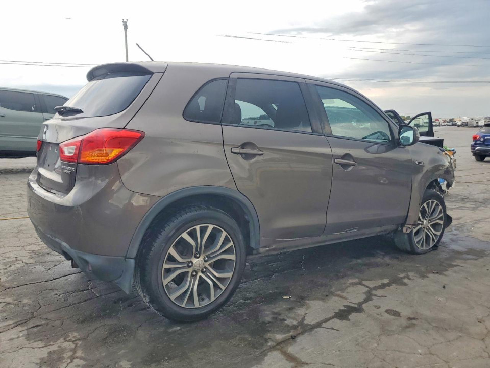 Mitsubishi OUTLANDER 2016 — Copart