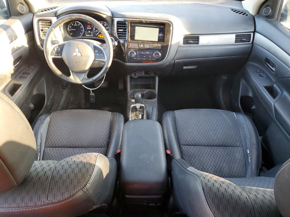 Mitsubishi OUTLANDER 2015 — Copart