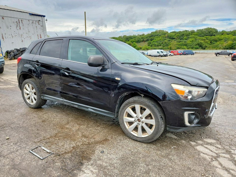 Mitsubishi OUTLANDER 2015 — Copart