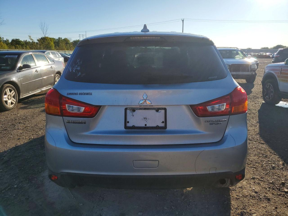 Mitsubishi OUTLANDER 2017 — Copart