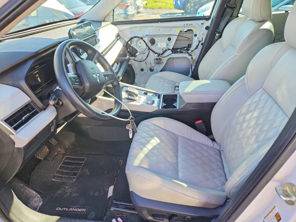 Mitsubishi OUTLANDER 2023 — Copart