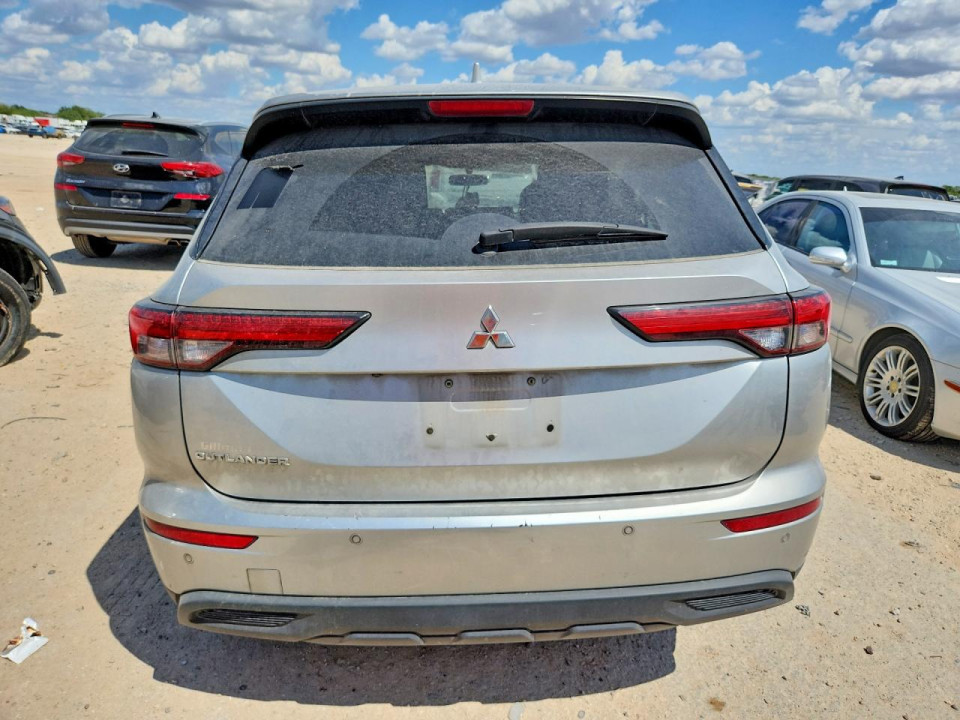 Mitsubishi OUTLANDER 2022 — Copart