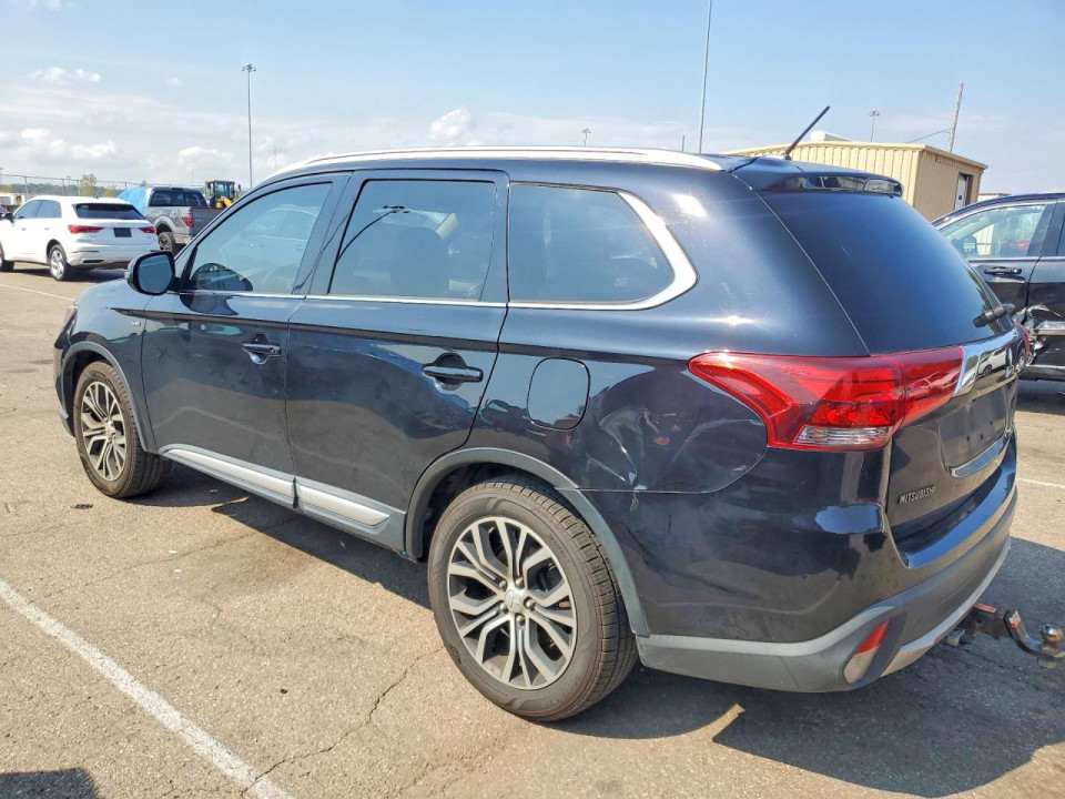 Mitsubishi OUTLANDER 2016 — Copart