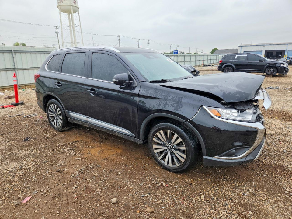 Mitsubishi OUTLANDER 2020 — Copart