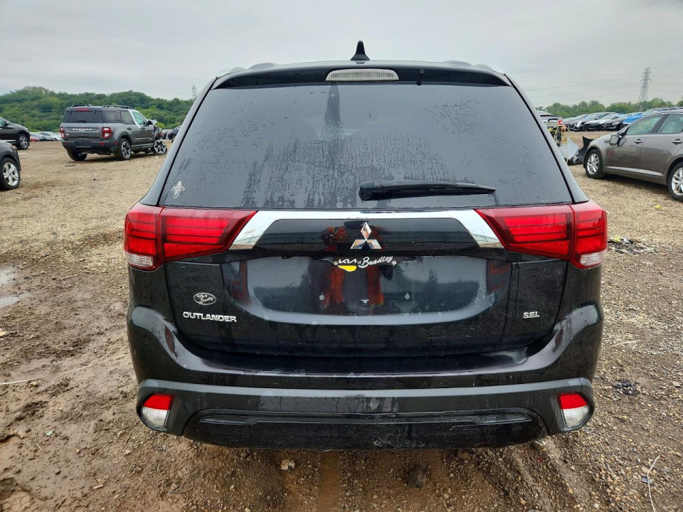 Mitsubishi OUTLANDER 2020 — Copart