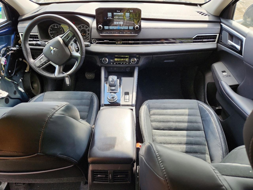 Mitsubishi OUTLANDER 2022 — Copart