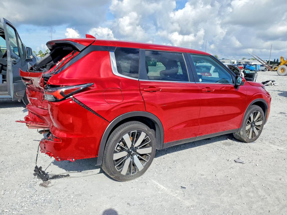 Mitsubishi OUTLANDER 2025 — Copart