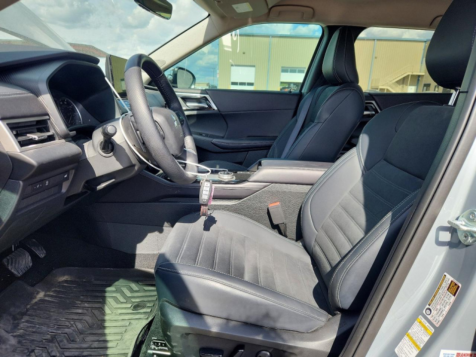 Mitsubishi OUTLANDER 2026 — Copart