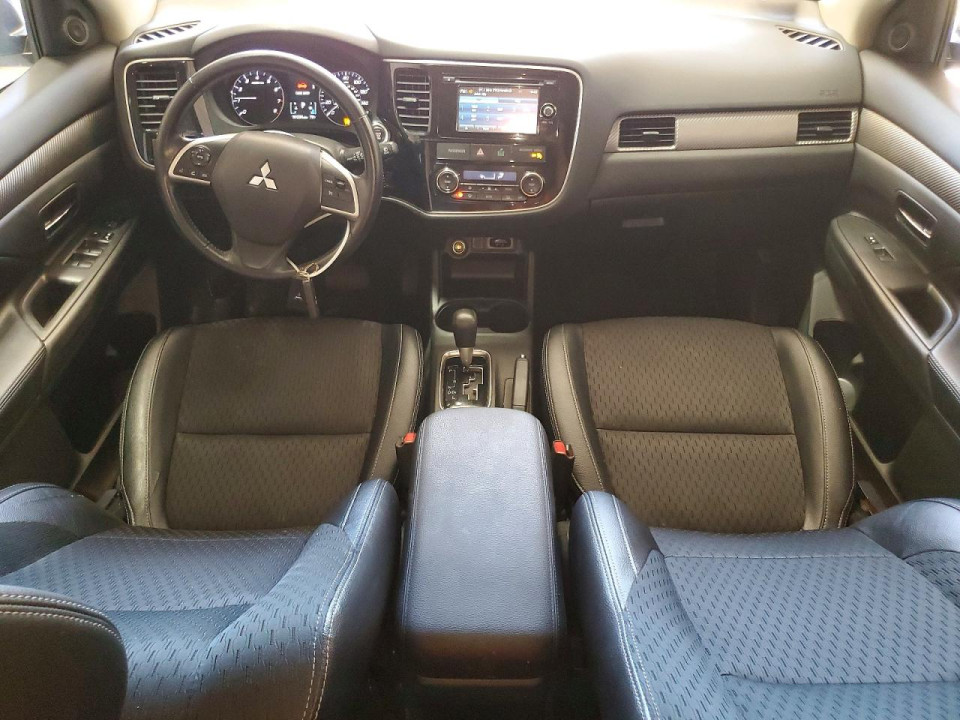 Mitsubishi OUTLANDER 2015 — Copart