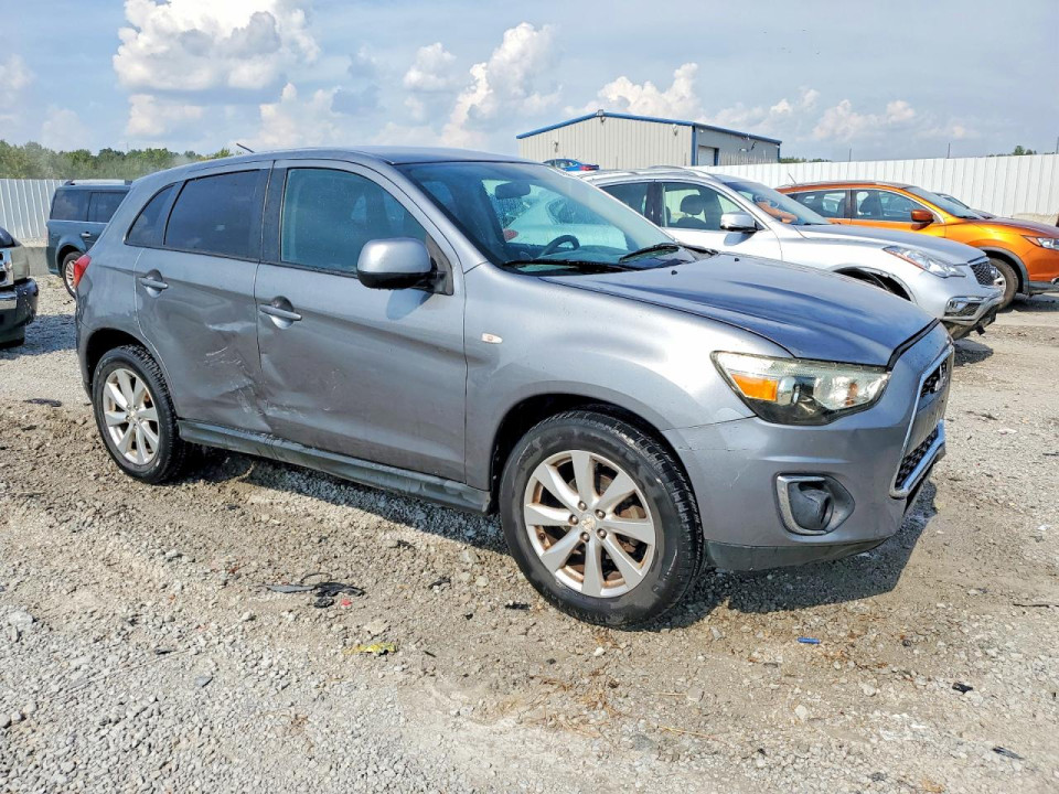 Mitsubishi OUTLANDER 2015 из США