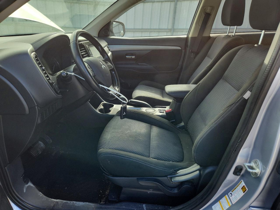 Mitsubishi OUTLANDER 2016 — Copart