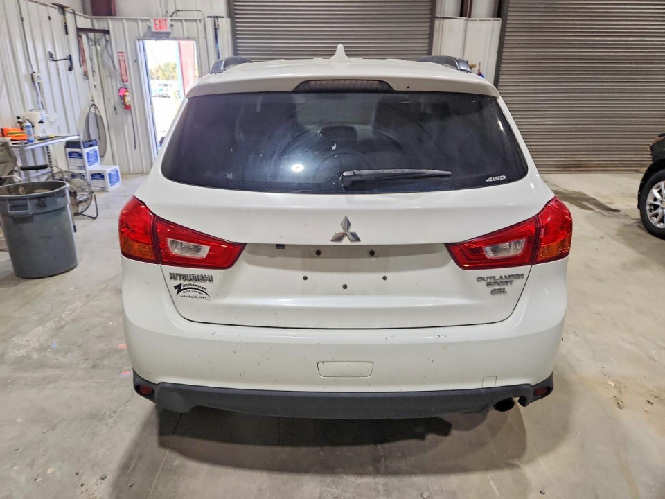 Mitsubishi OUTLANDER 2017 — Copart