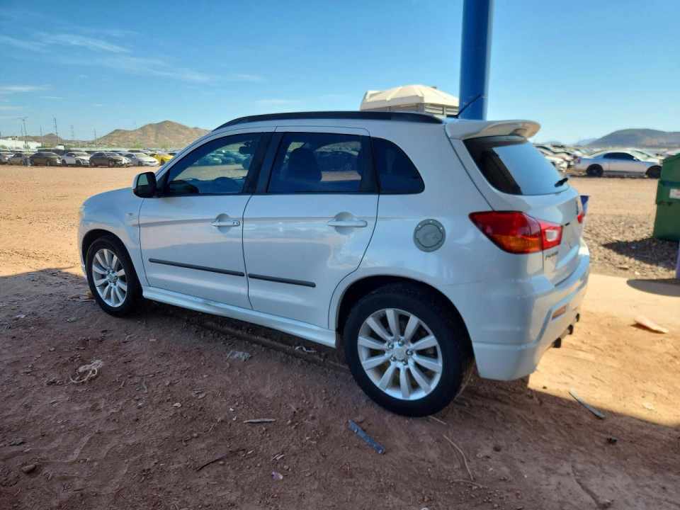 Mitsubishi OUTLANDER 2011 — Copart