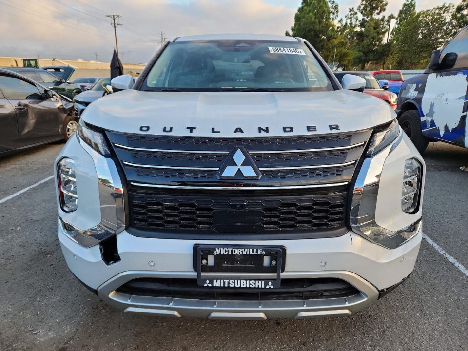 Mitsubishi OUTLANDER 2023 — Copart