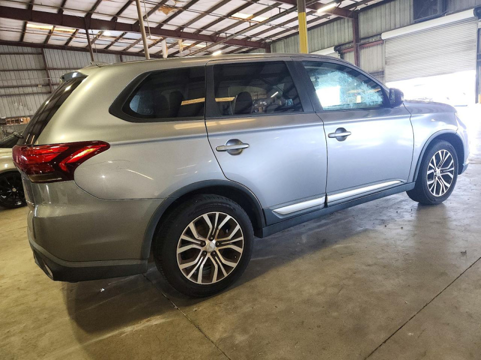 Mitsubishi OUTLANDER 2017 — Copart