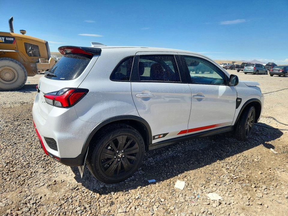 Mitsubishi OUTLANDER 2024 — Copart