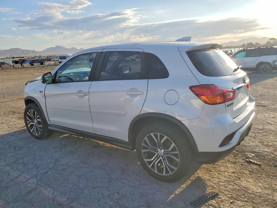 Mitsubishi OUTLANDER 2018 — Copart