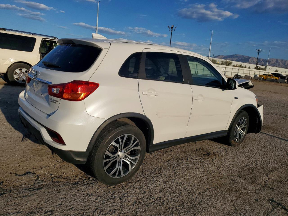 Mitsubishi OUTLANDER 2018 — Copart