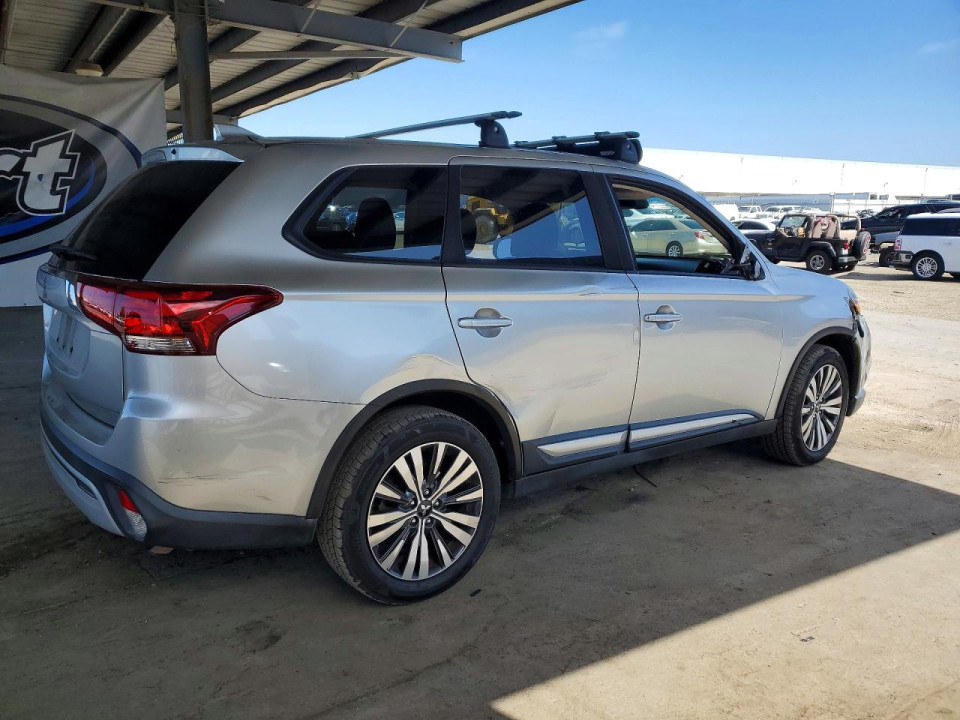 Mitsubishi OUTLANDER 2020 — Copart