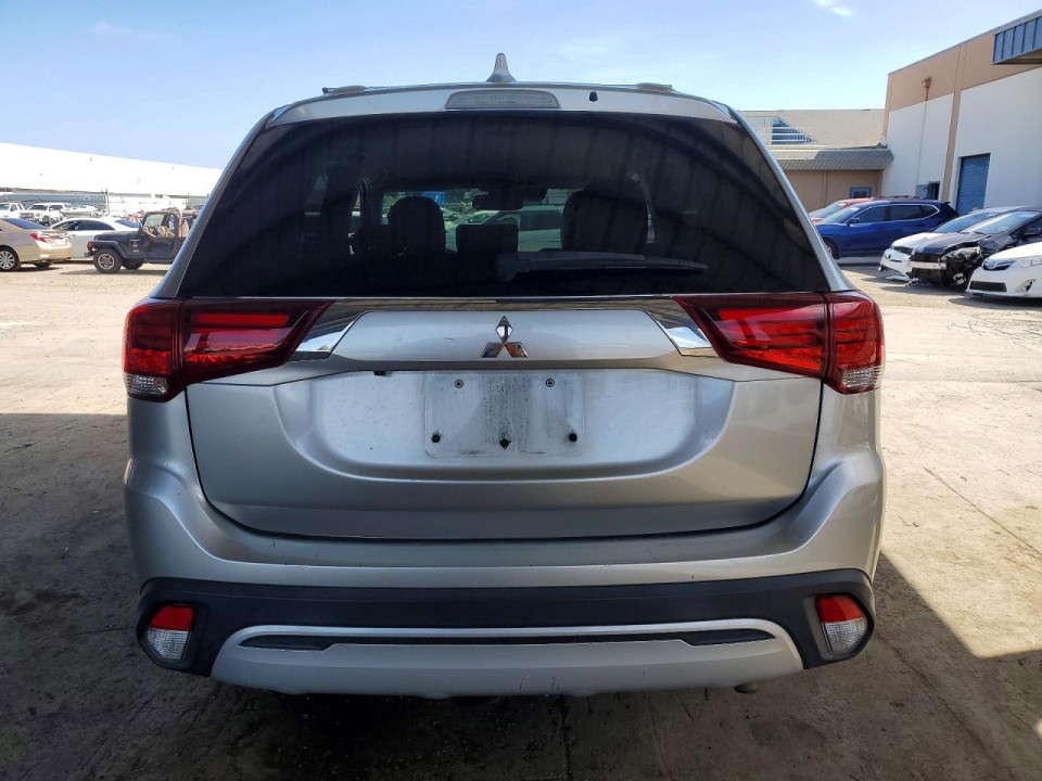 Mitsubishi OUTLANDER 2020 — Copart