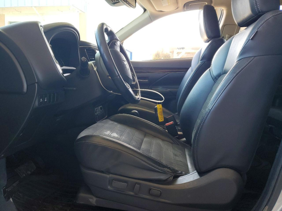 Mitsubishi OUTLANDER 2020 — Copart