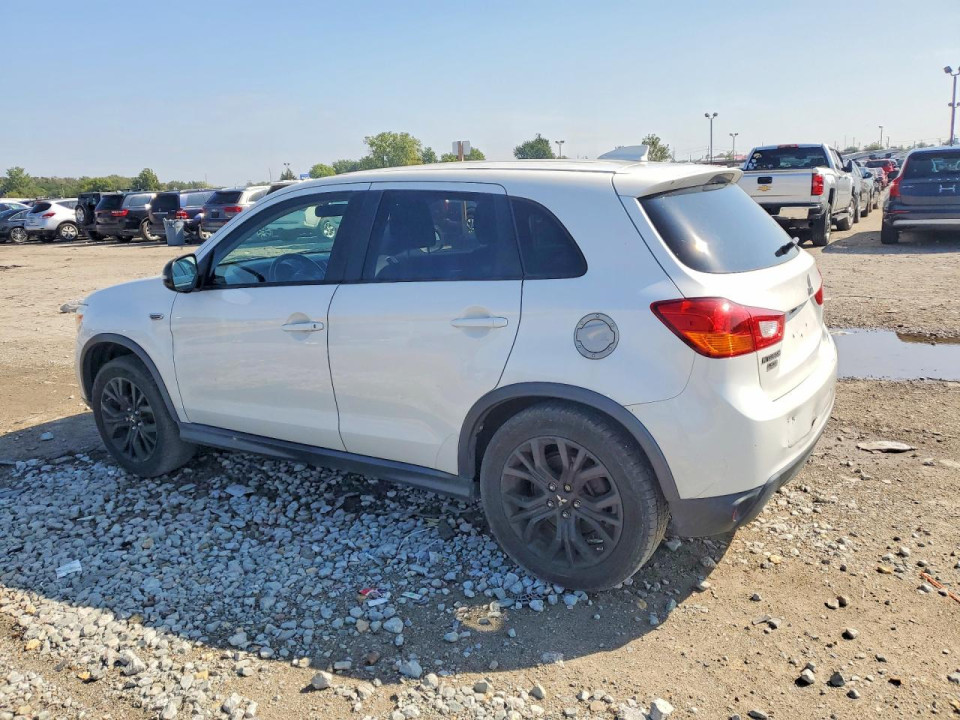 Mitsubishi OUTLANDER 2017 — Copart