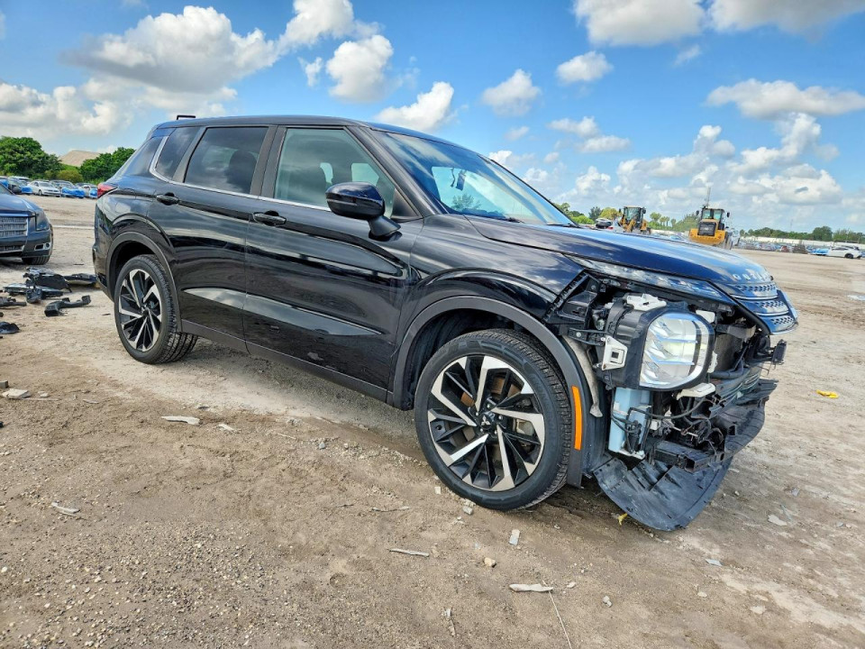 Mitsubishi OUTLANDER 2022 — Copart