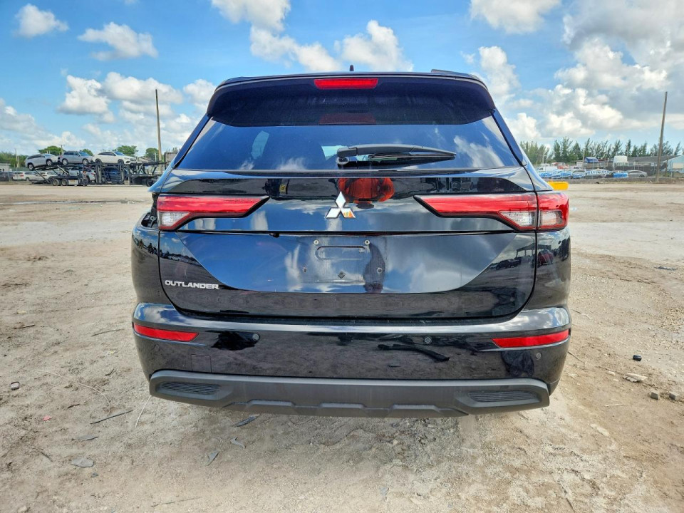 Mitsubishi OUTLANDER 2022 — Copart