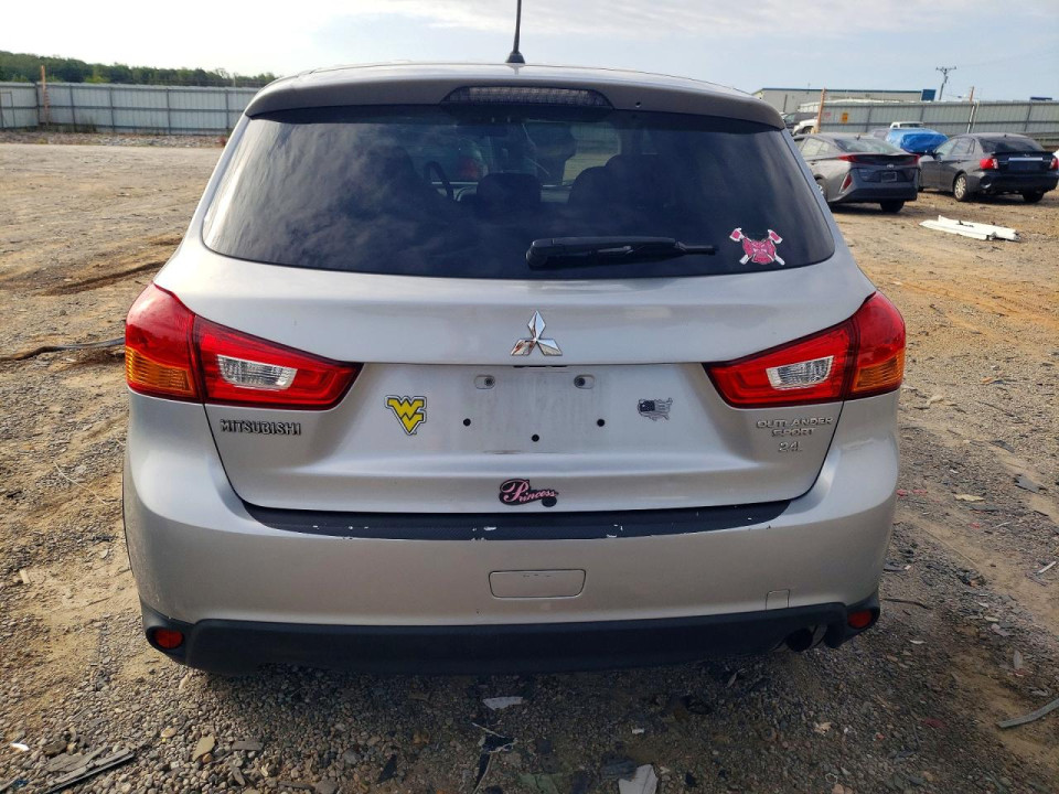 Mitsubishi OUTLANDER 2015 — Copart