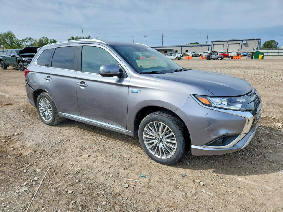 Mitsubishi OUTLANDER 2022 — Copart