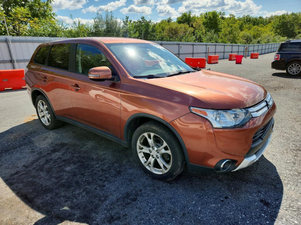 Mitsubishi OUTLANDER 2015 — Copart