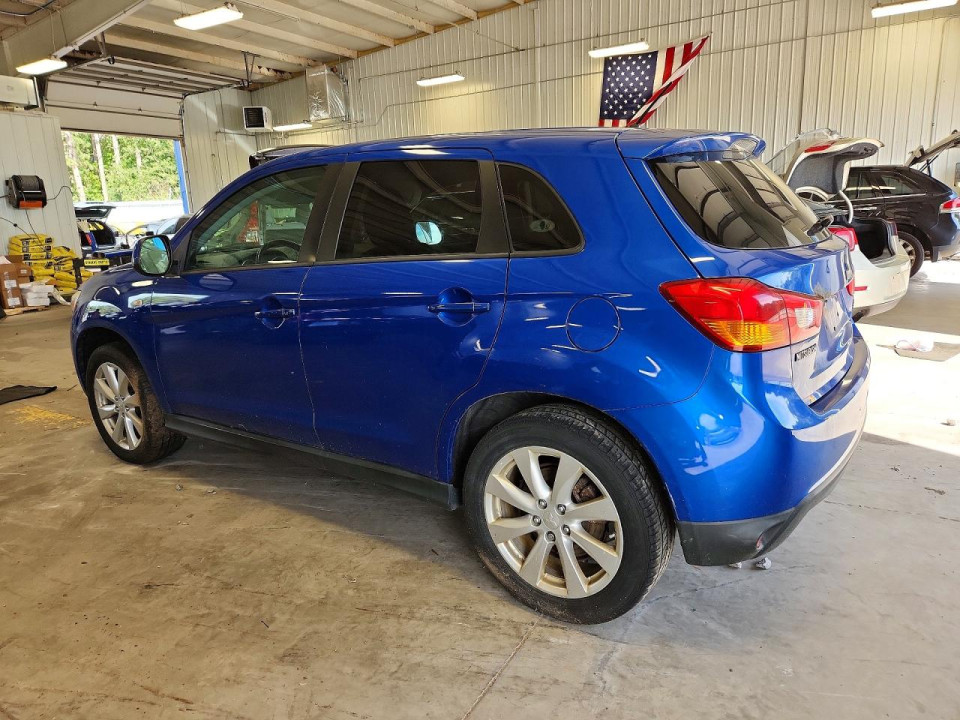 Mitsubishi OUTLANDER 2015 — Copart