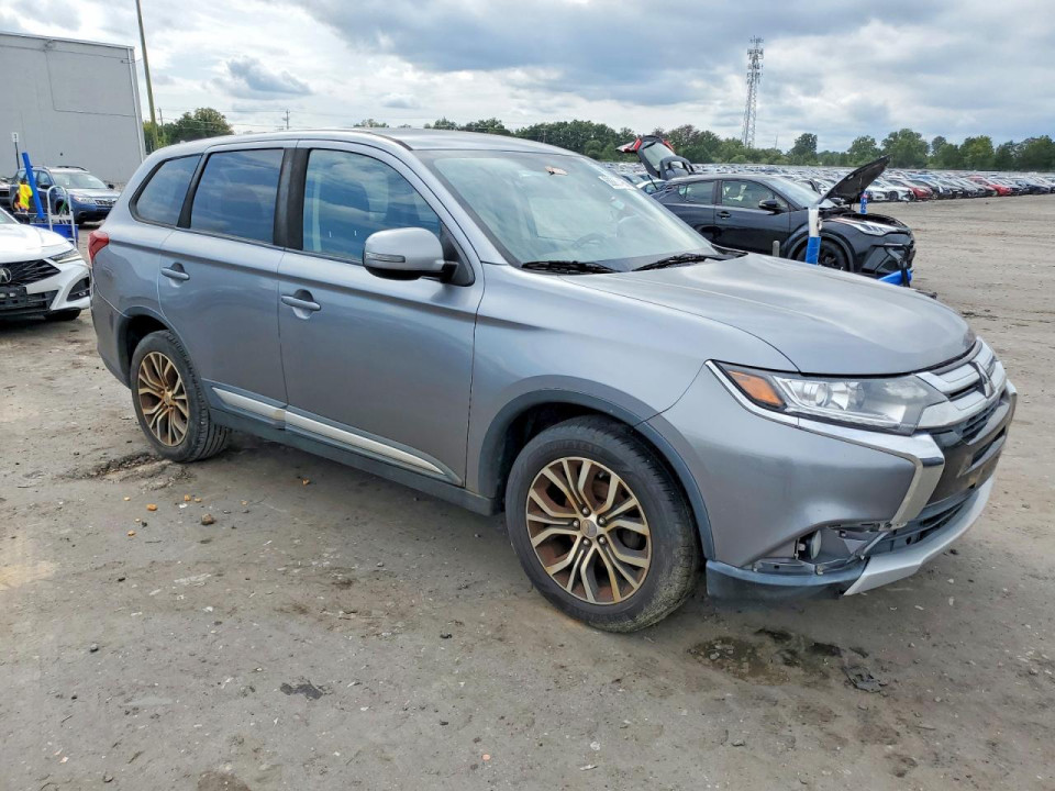 Mitsubishi OUTLANDER 2018 — Copart