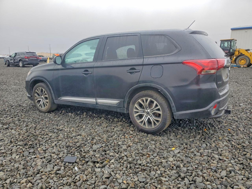 Mitsubishi OUTLANDER 2016 — Copart