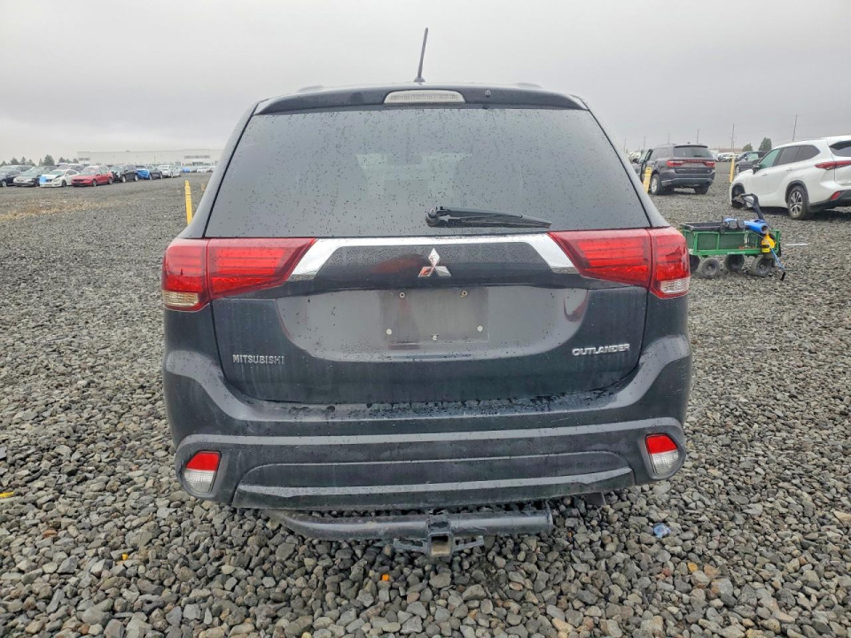 Mitsubishi OUTLANDER 2016 — Copart