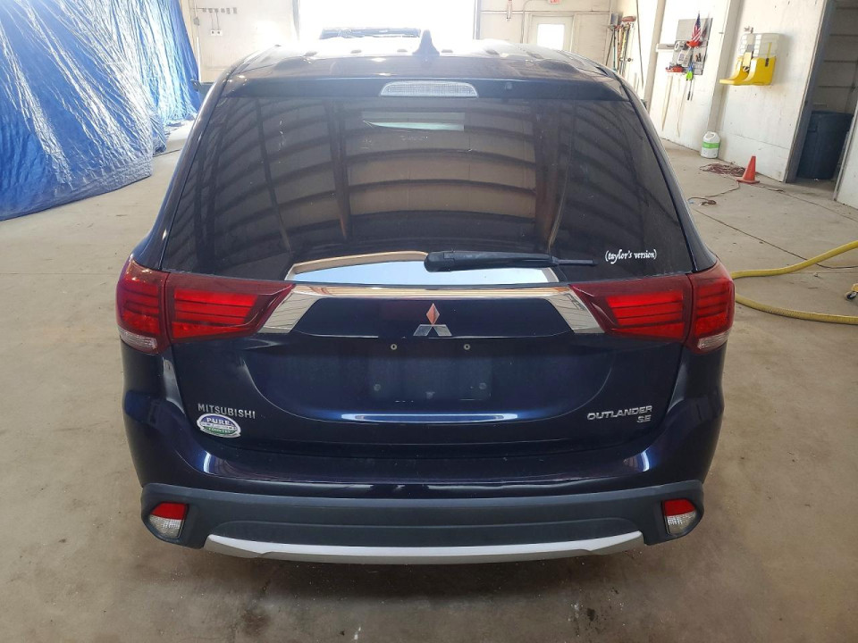 Mitsubishi OUTLANDER 2017 — Copart