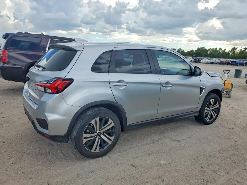 Mitsubishi OUTLANDER 2026 — Copart