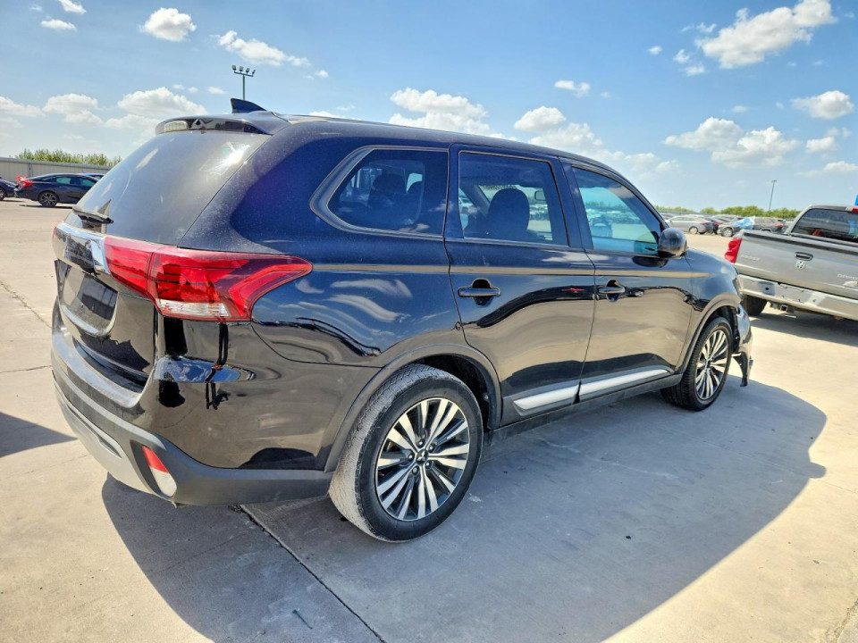 Mitsubishi OUTLANDER 2020 — Copart